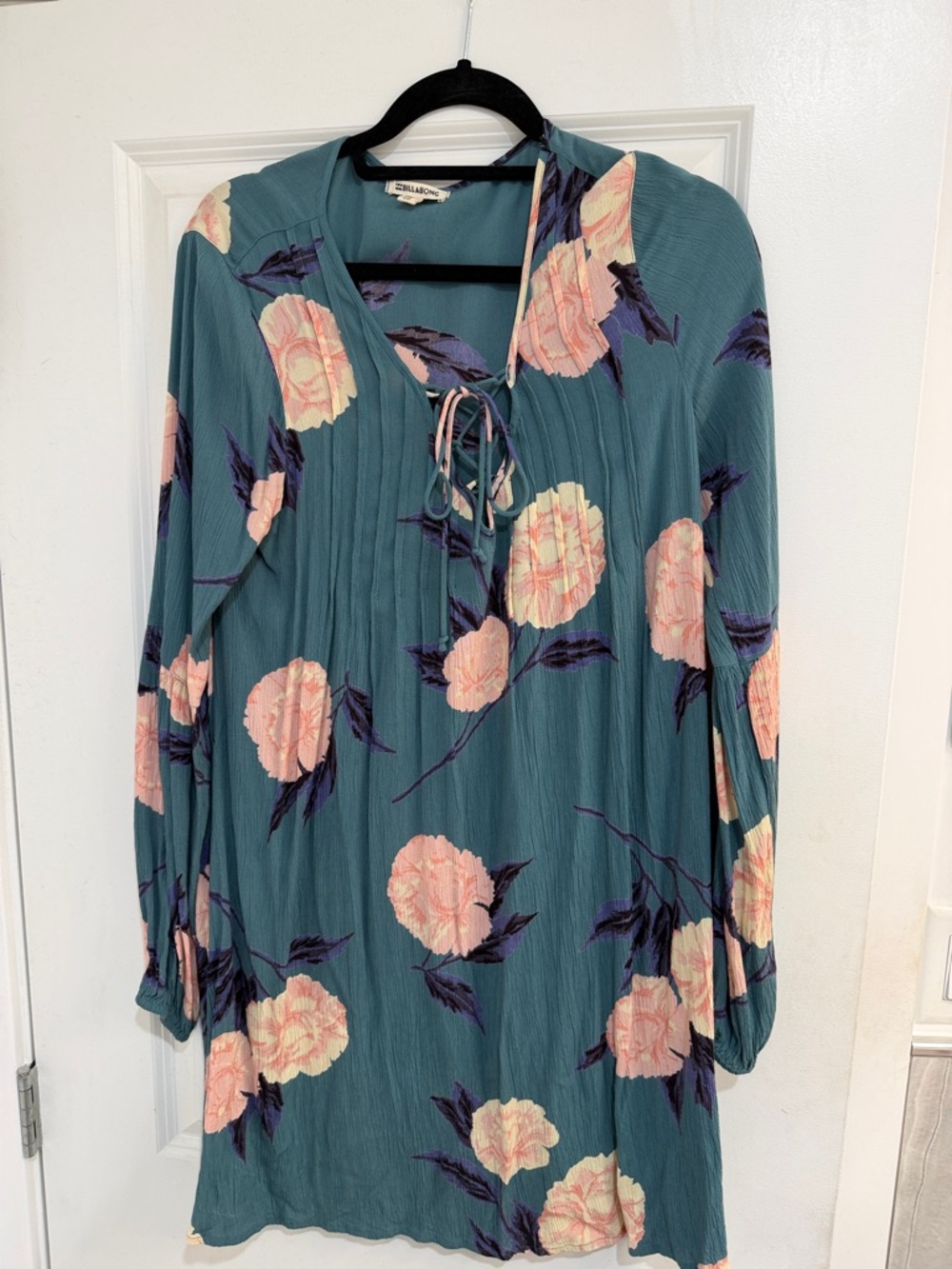 Billabong Teal Dress with Pink Accents